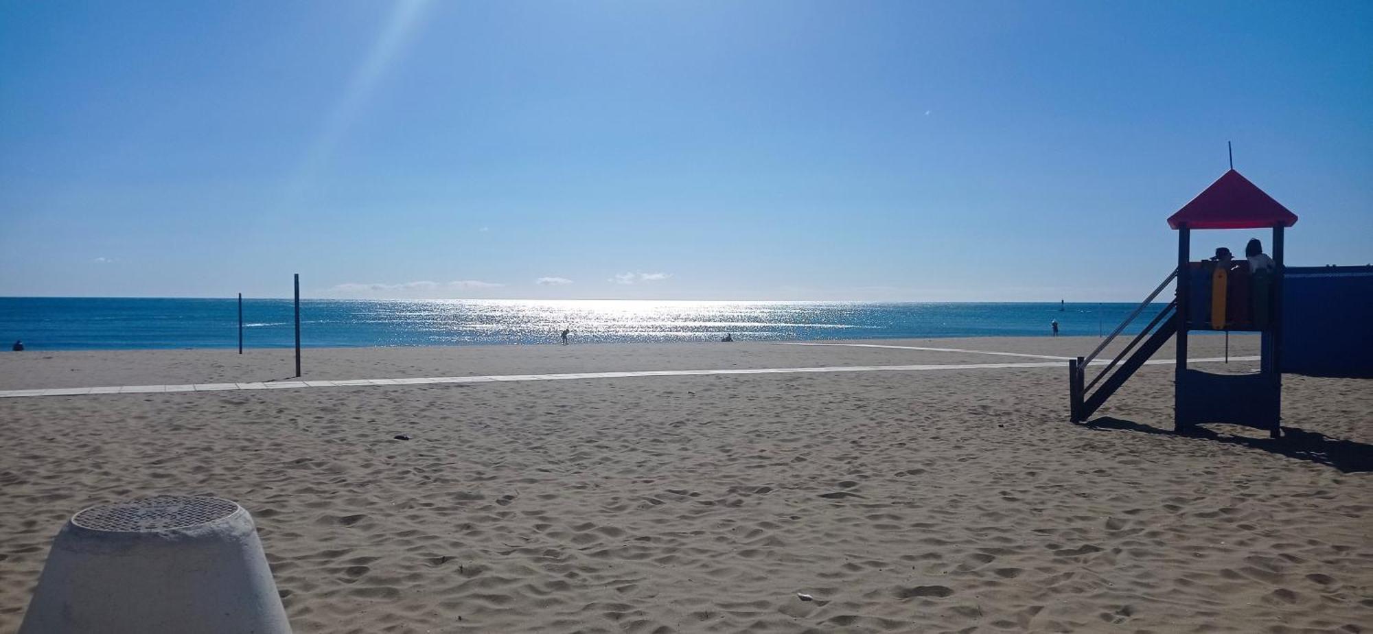 פואנגירולה Apartamento Frente Al Mar Paz Y Relax מראה חיצוני תמונה