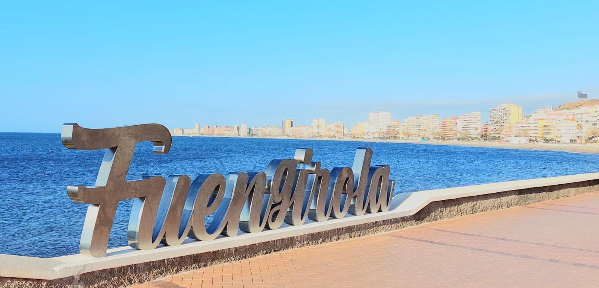 פואנגירולה Apartamento Frente Al Mar Paz Y Relax מראה חיצוני תמונה